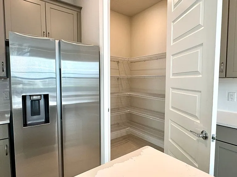 7825 Spectrum Dr — Photo 13