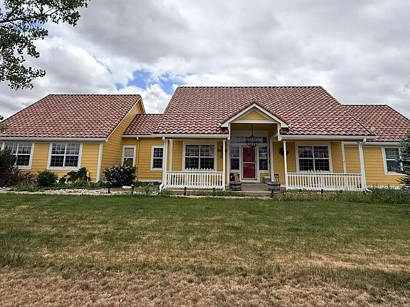 2nd image of 55740 E 41st Avenue
