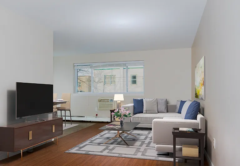 520 Burnell St — Photo 2
