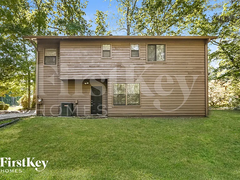 6829 Ivy Log Dr — Photo 17