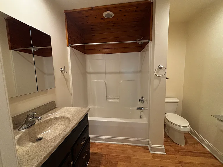 7 Comet Ct — Photo 11