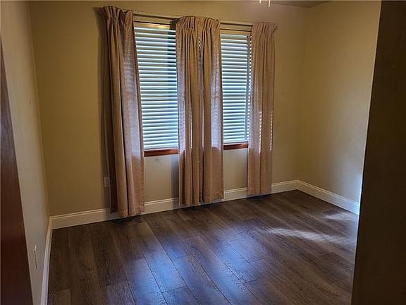 5th image of 3112 Idaho Ave