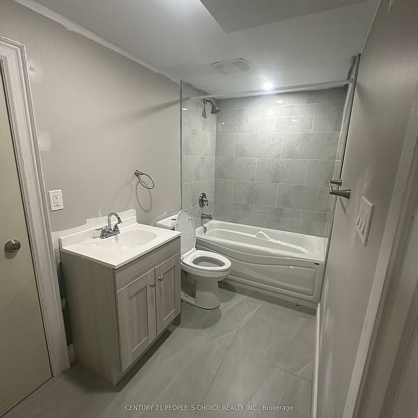 Brampton House for rent - 3 Bedrooms — photo 15