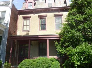 226 9th St SE APT 1, Washington, DC 20003