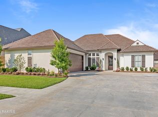 103 Timber Hollow Ln, Lafayette, LA 70508