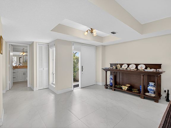 5th image of 19629 Bay Cove Drive