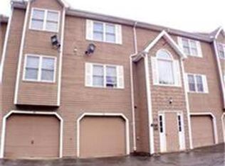 124 Tennis Plaza Rd UNIT 3, Dracut, MA 01826