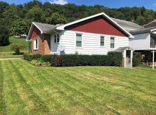 199 4th St, Lowell, OH 45744