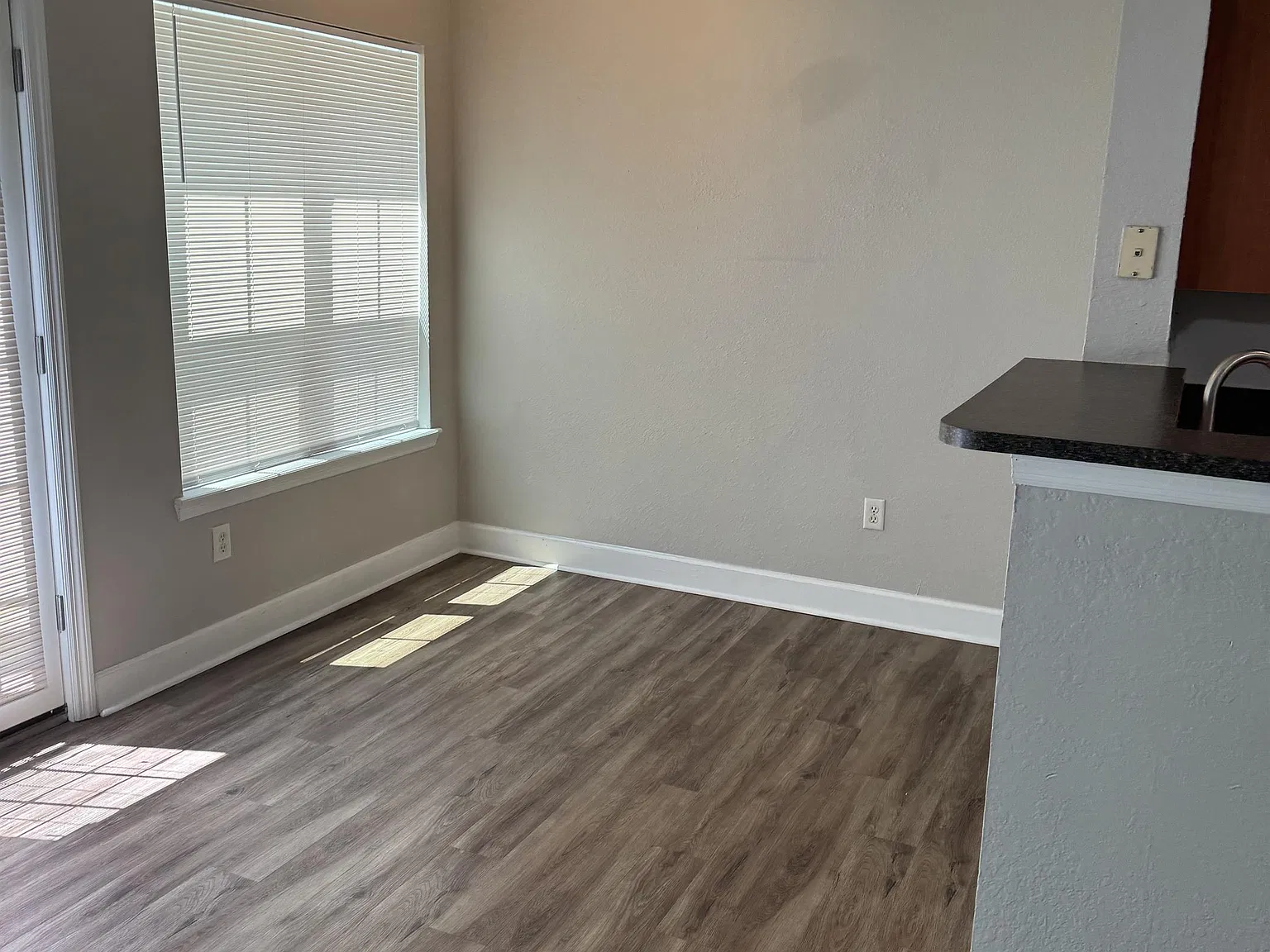 1 bed, 667 sqft, $1,450 — Photo 4