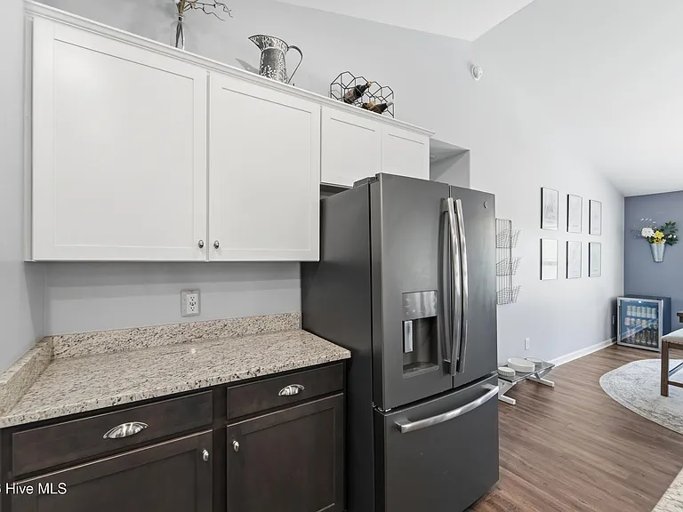 292 Independence Blvd — Photo 21