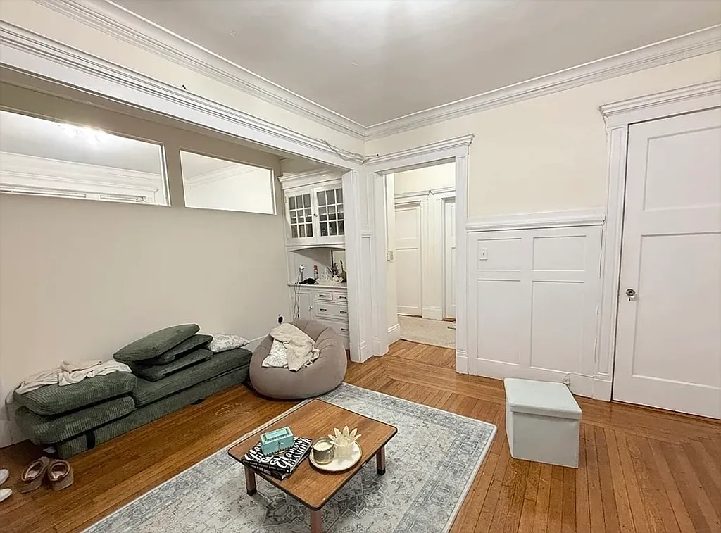 Building Photo - 452 Park Dr #2