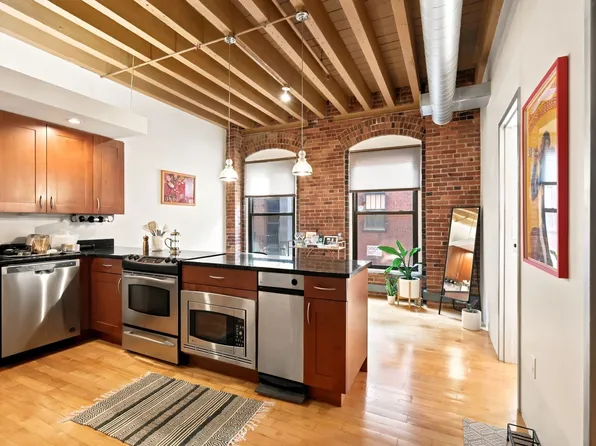 111 Beach St Unit 3B, Boston, MA 02111