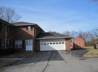 135 Macey Blvd APT 5, Versailles, KY 40383