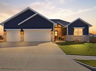 198 E Chloe Lane, Republic, MO 65738