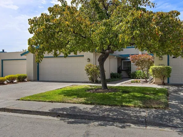 1492 London Circle, Benicia, CA 94510