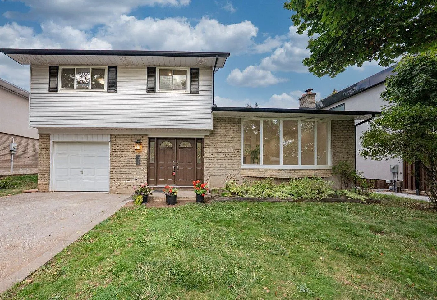 4 bed, 1450 sqft, $4,095 — Photo 1