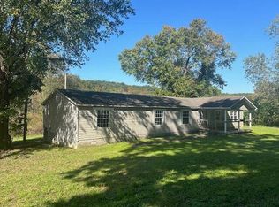 3020 Foster Branch Rd, Mount Sterling, KY 40353