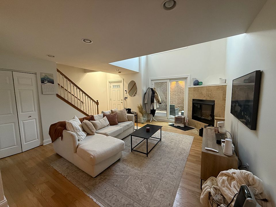 1st image of 1943 N Orchard St Unit E