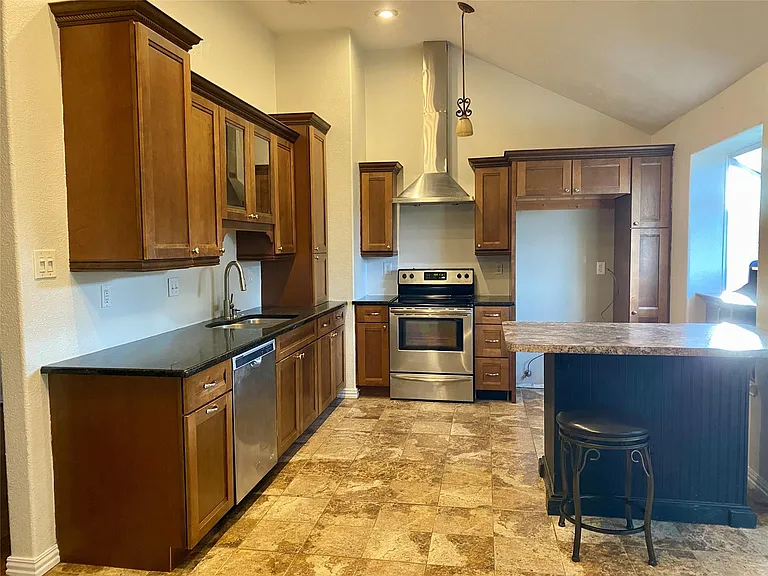 3003 Briar Dr — Photo 15
