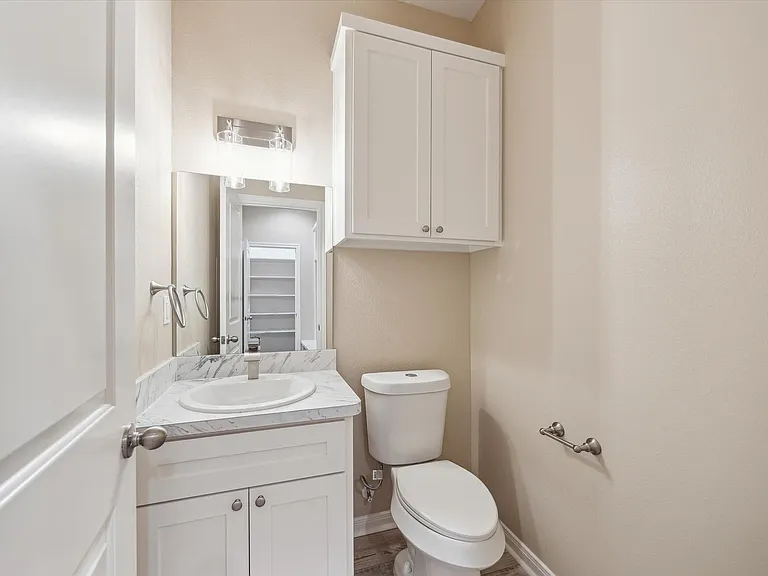 4834 Pine Ave #A — Photo 7