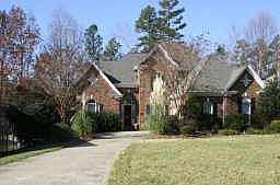 2 story w/basement lakefront home