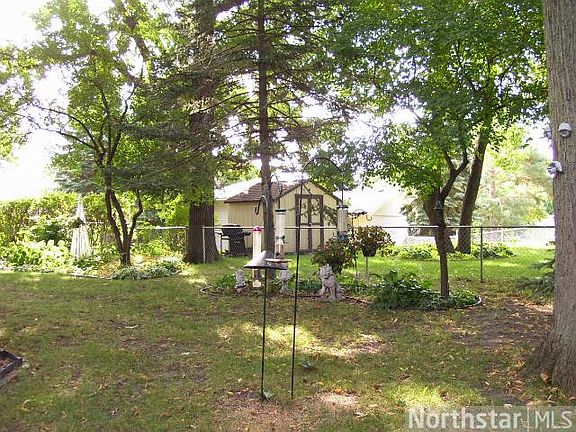 2nd image of 2105 W Manor Blvd