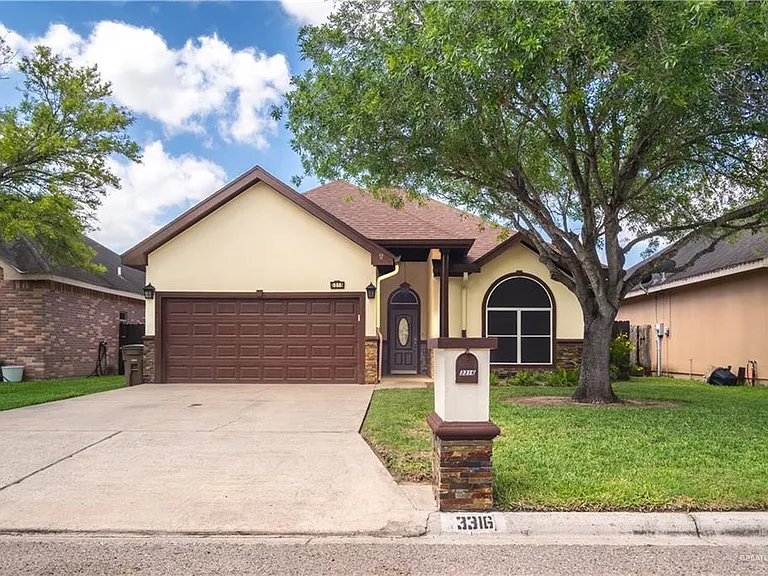 3316 Zoe Ave — Photo 1