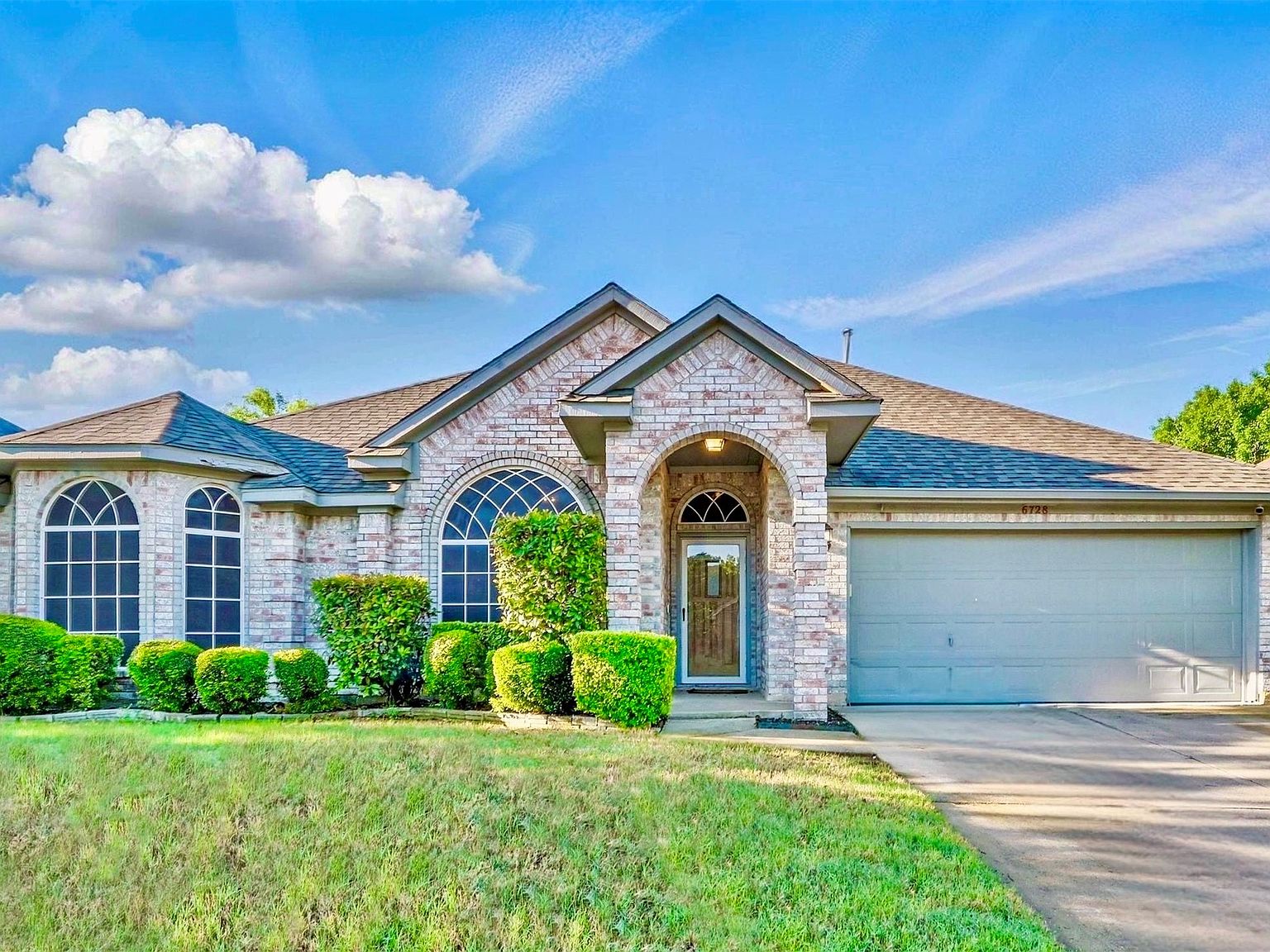 6728 Dogwood Ln, North Richland Hills, TX 76182 | Zillow