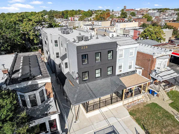228 N 63rd St, Philadelphia, PA