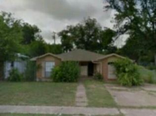 1212 E Leuda St, Fort Worth, TX 76104