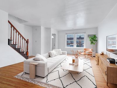 46-13 21st Ave, Astoria, NY, 11105