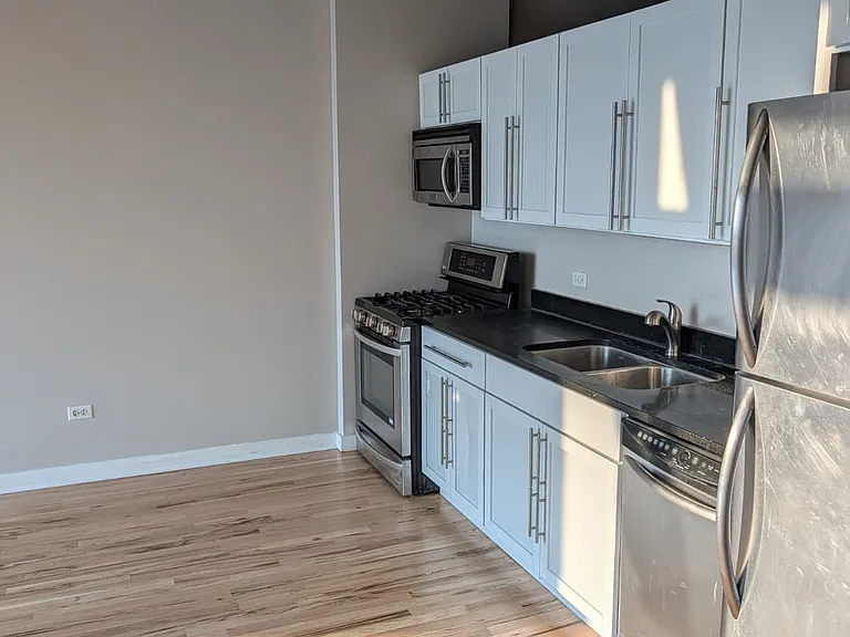 1720 S Michigan Ave #811 — Photo 8