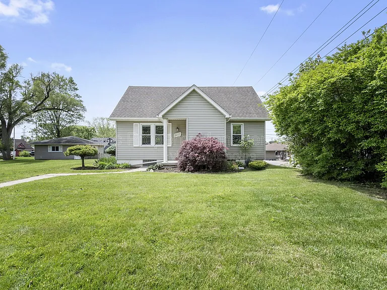 3117 Coucy Ave — Photo 1