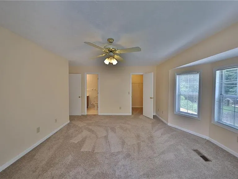 Upstairs Bedroom 3 (master)
