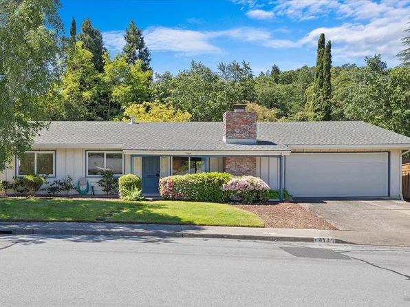 417 Deerfield Circle, Santa Rosa, CA 95409