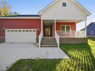 328 Bank St, Waverly, VA 23890