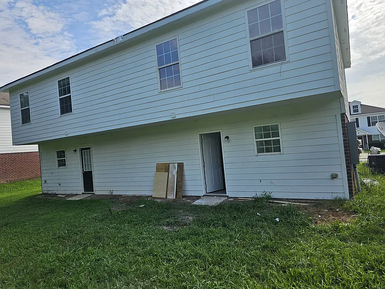 625 Mill Stone Blf #B — Photo 26