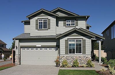 400 Grady Way
