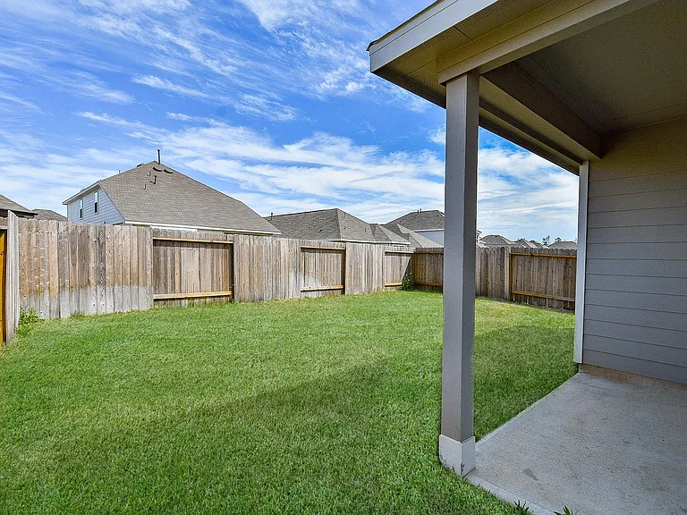 14042 Chinook Dr — Photo 40