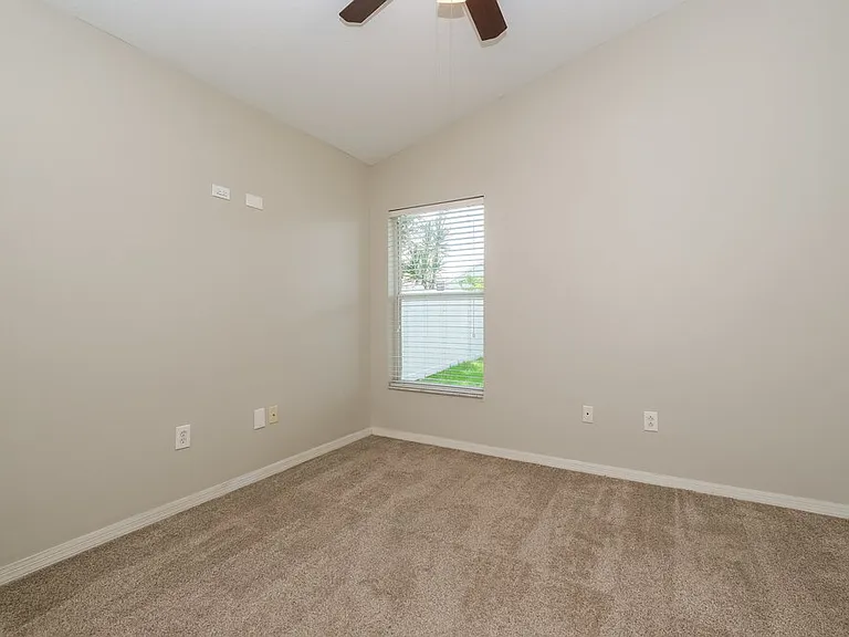 9339 Hidden Water Cir — Photo 12