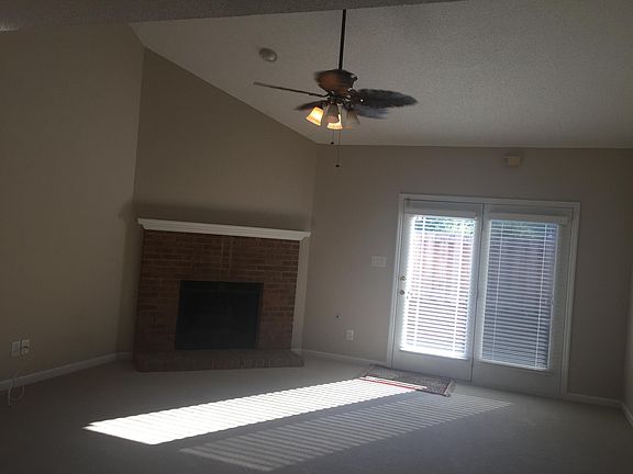 2nd image of 10442 Ravenbrook Ln