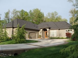 78202 Meadow Park Dr, Cottage Grove, OR 97424