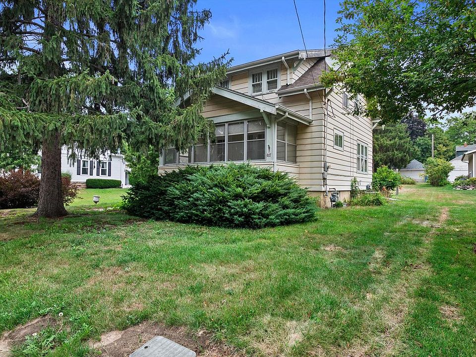 1st image of 817 Richards AVENUE