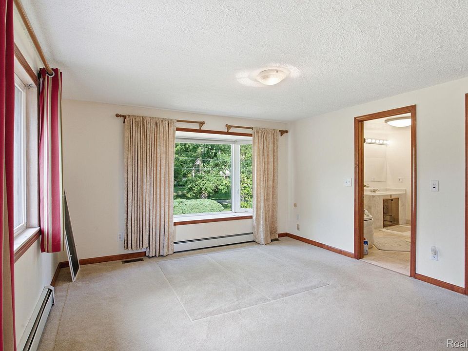 2726 Bay Dr, photo 26