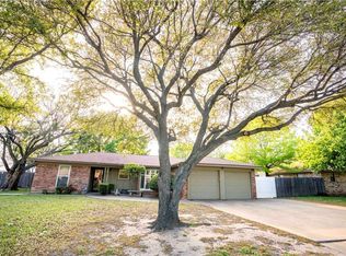 737 Bridle Ave, White Settlement, TX 76108