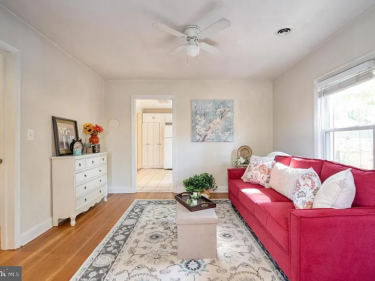 7019 Signal Hill Rd — Photo 21