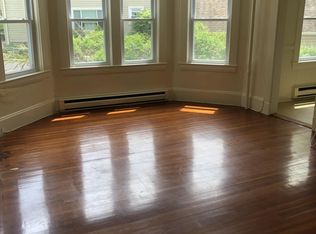 37 Orange St APT 1, Woburn, MA 01801