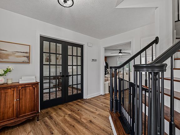 5th image of 130 Dominic Dr