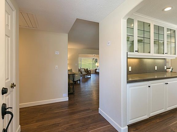 3rd image of 1109 San Pablo Dr