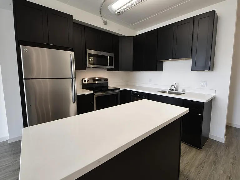 480 Potrero Ave — Photo 3